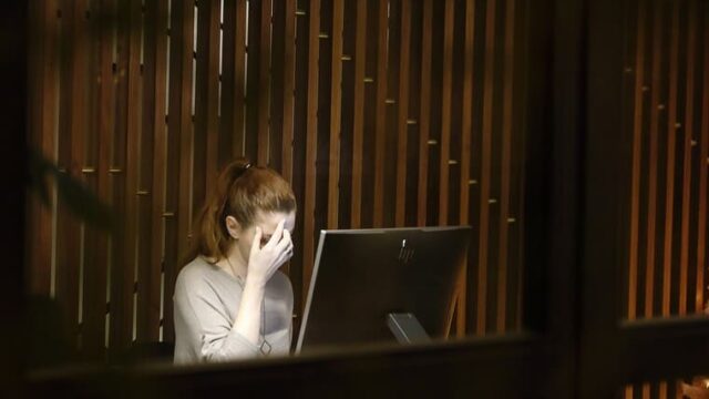 不安を感じる社員