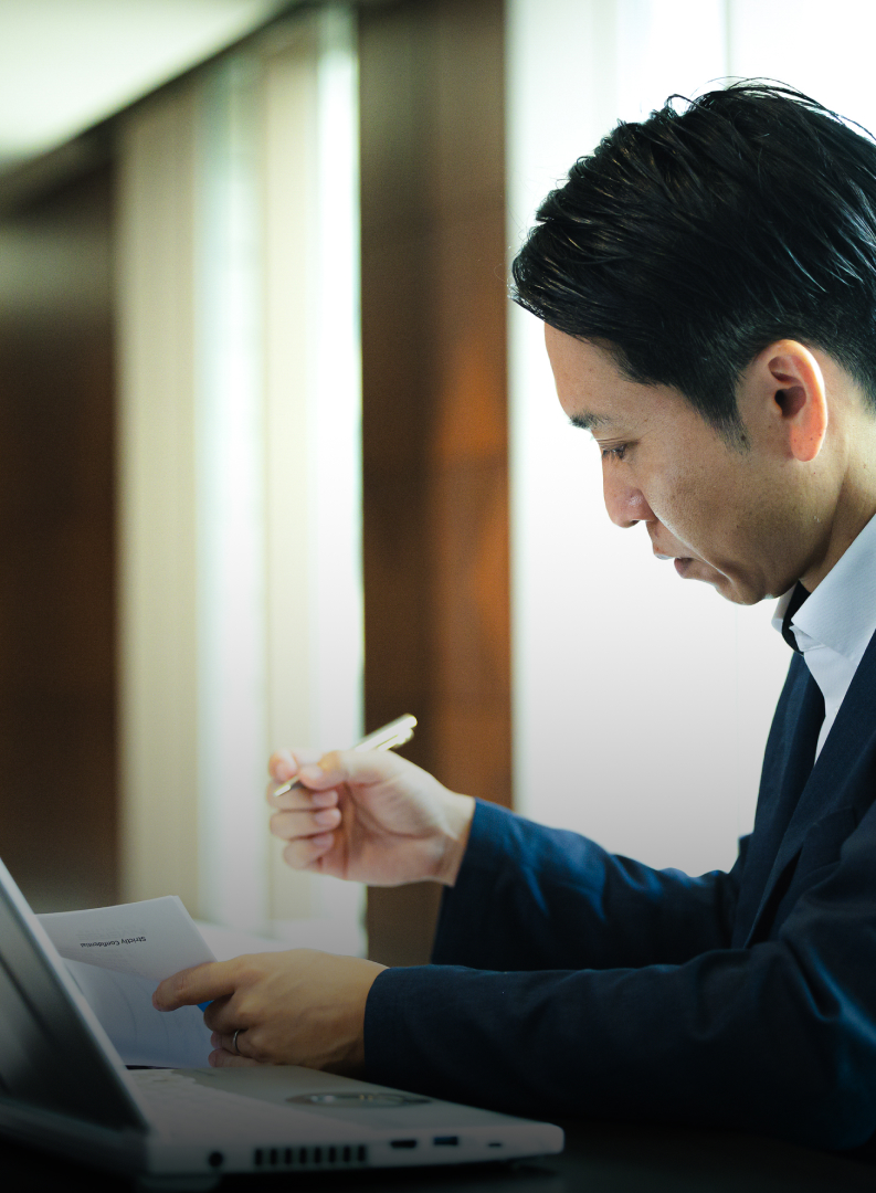 資料を確認する代表